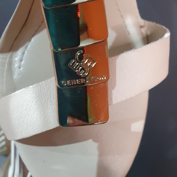 BCBG Never Worn Gladiator Style wedge heels - Picture 8 of 8